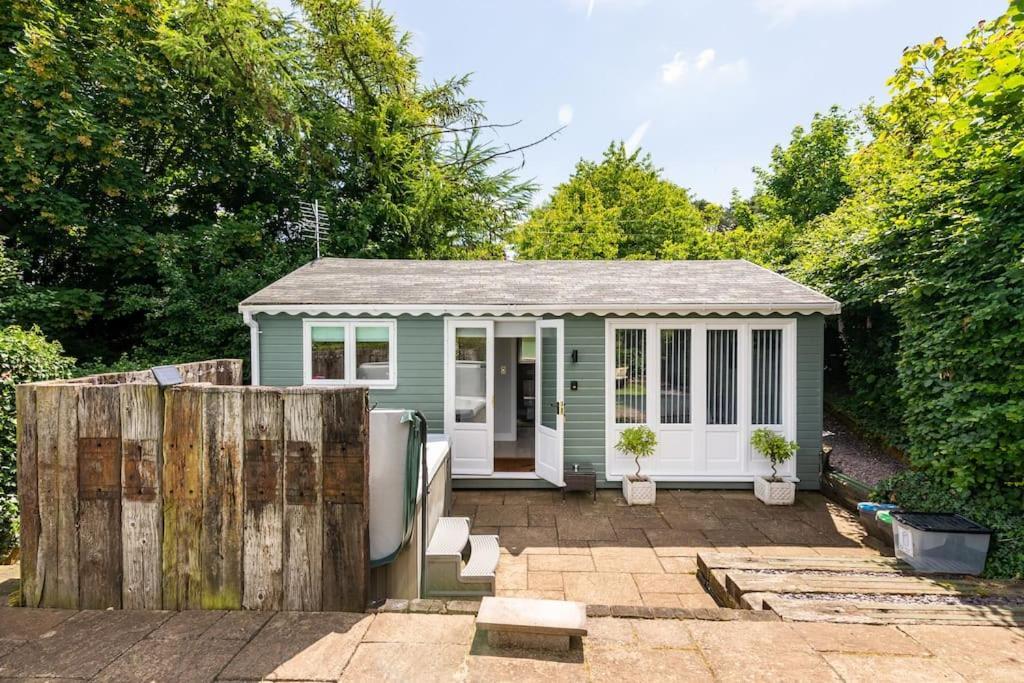 The Summerhouse, Countryside Retreat With Private Hot Tub Bridgnorth Exterior foto