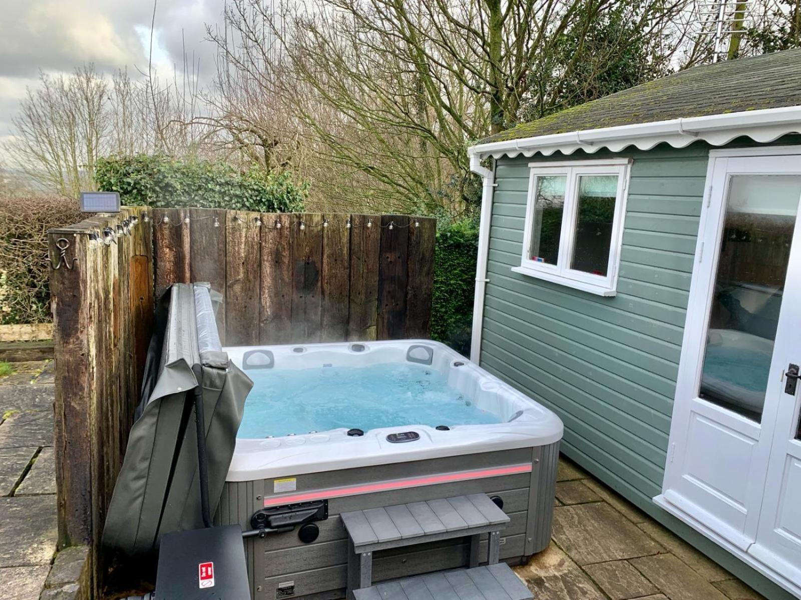 The Summerhouse, Countryside Retreat With Private Hot Tub Bridgnorth Exterior foto
